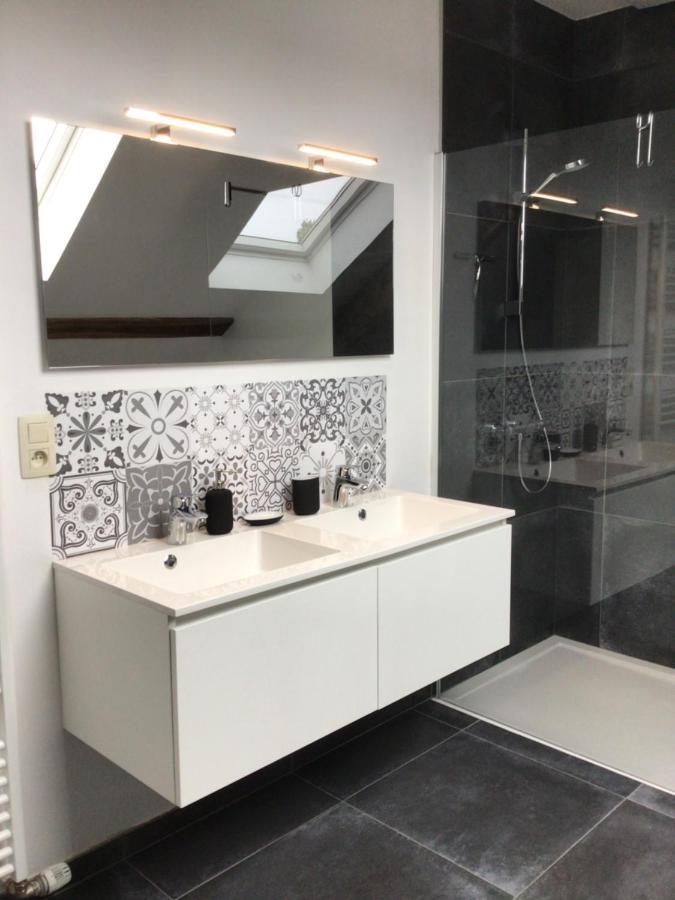 Apartamento Le Grenier De Charlotte Libin Exterior foto