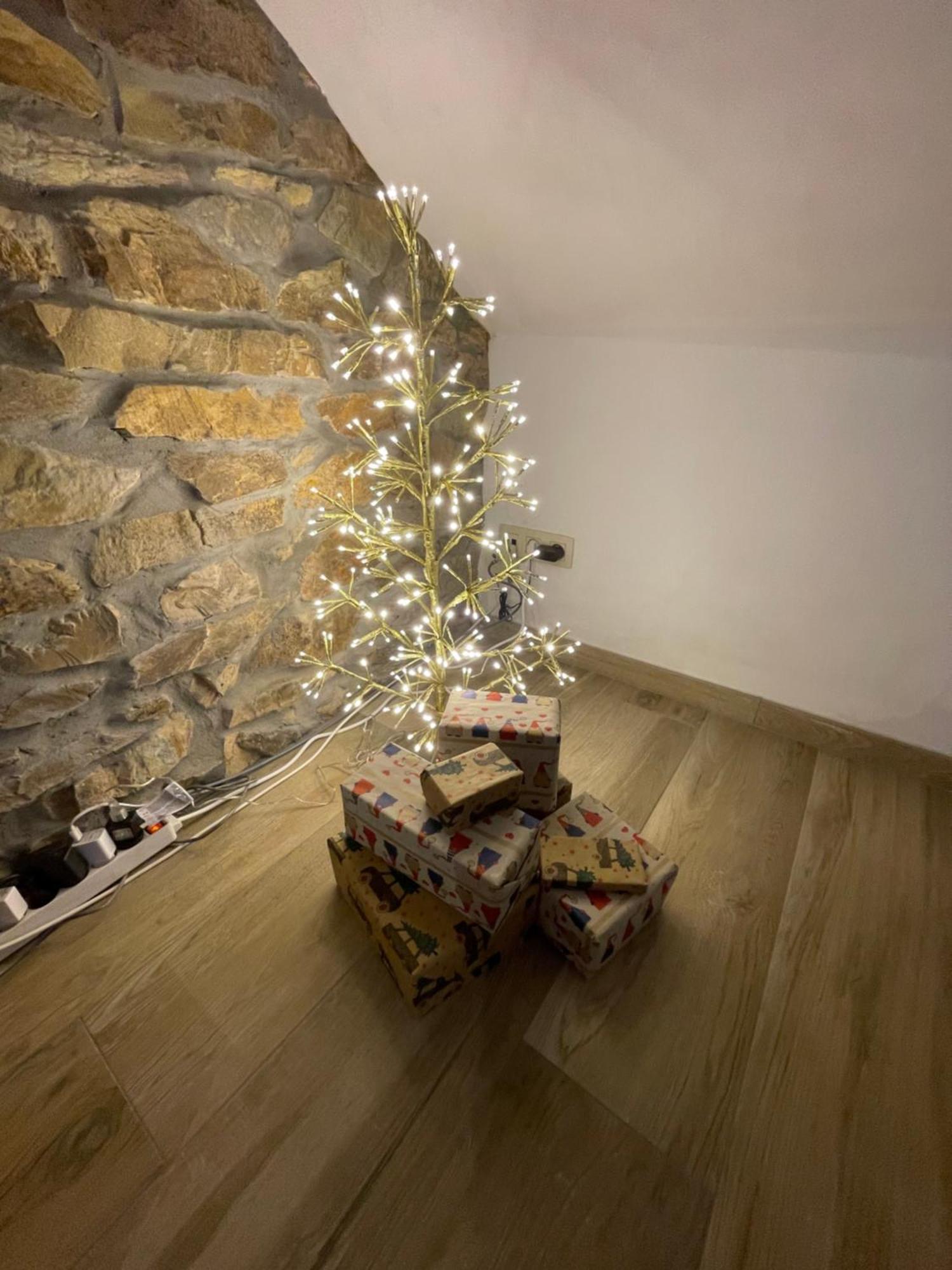 Apartamento Le Grenier De Charlotte Libin Exterior foto